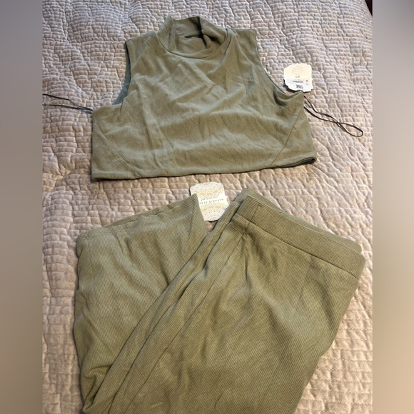 Altard State Two Piece Green Set - Picture 5 of 7